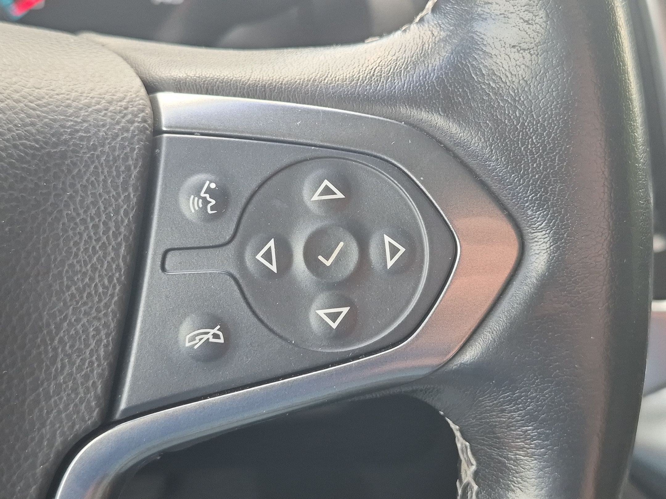 Used 2020 Chevrolet Tahoe Premier AWD/4WD image 18