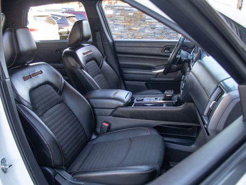 Used 2023 Nissan Pathfinder Rock Creek image 19