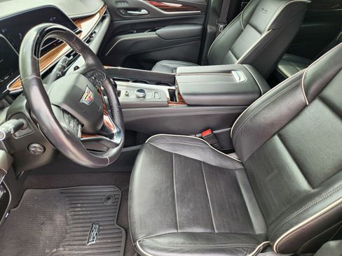 Certified 2022 Cadillac Escalade Premium Luxury RWD image 11