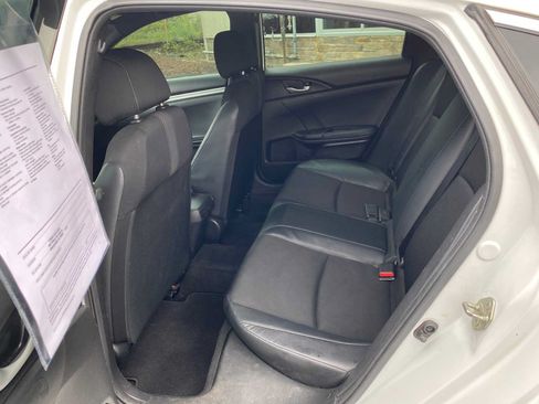 Used 2019 Honda Civic Sport image 10