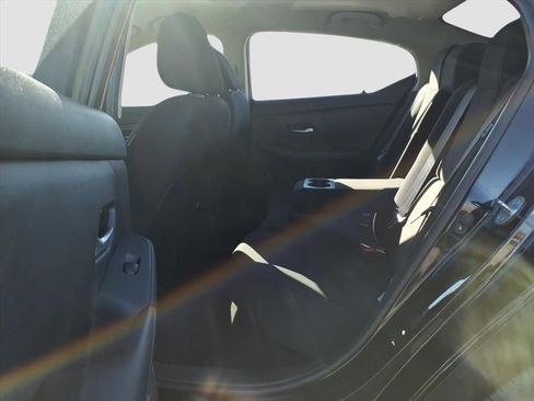 Used 2021 Nissan Sentra SV image 13