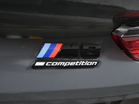 Used 2022 BMW M8 Competition image 45