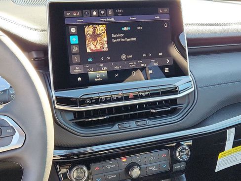 New 2026 Jeep Compass Limited image 12