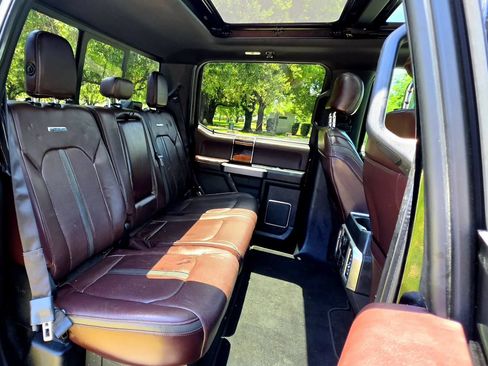 Used 2017 Ford F350 Platinum w/ Platinum Ultimate Package AWD/4WD image 5