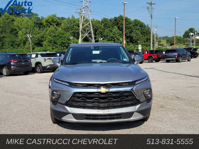 Used 2025 Chevrolet Blazer LT AWD/4WD image 8