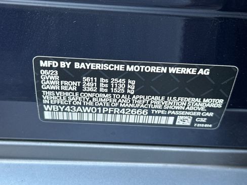 Used 2023 BMW i4 eDrive35 w/ Premium Package RWD image 27