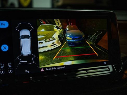 Used 2024 Volkswagen Atlas SE image 22