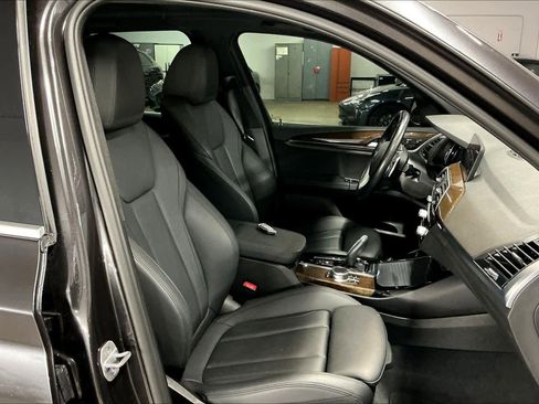 Used 2019 BMW X3 xDrive30i w/ Driving Assistance Package image 10