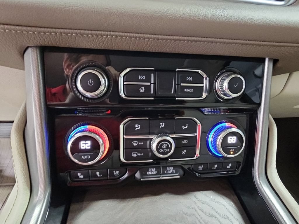 Certified 2023 GMC Yukon XL Denali w/ Denali Reserve Package RWD image 20