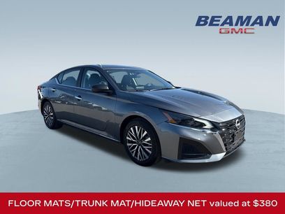 Used 2025 Nissan Altima 2.5 SV