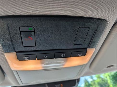Used 2024 Mitsubishi Outlander SE FWD image 37