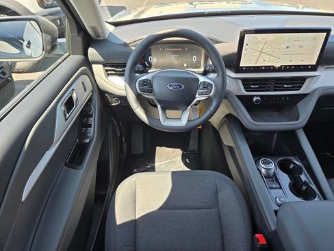 New 2026 Ford Explorer Active AWD/4WD image 12