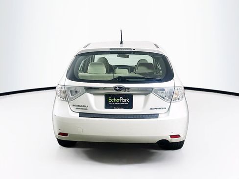 Used 2010 Subaru Impreza 2.5i AWD/4WD image 7