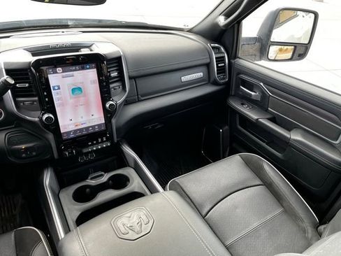 Used 2025 RAM 2500 Laramie image 15