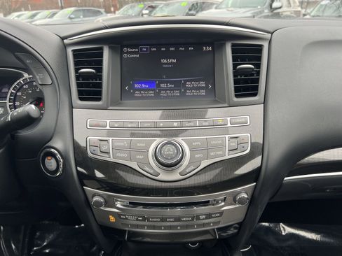 Used 2019 INFINITI QX60 Luxe w/ Essential Package image 18