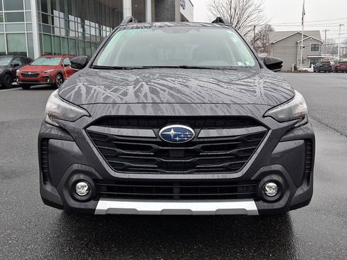 Certified 2025 Subaru Outback Limited image 2