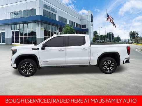 Used 2024 GMC Sierra 1500 AT4 w/ Technology Package AWD/4WD image 7