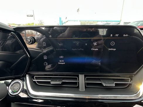 New 2026 Chevrolet Trax ACTIV w/ Sunroof Package FWD image 10
