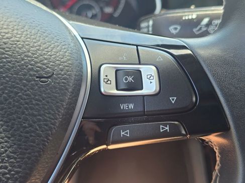 Used 2021 Volkswagen Jetta SE image 31