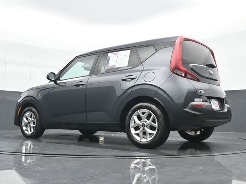 Used 2021 Kia Soul S image 19