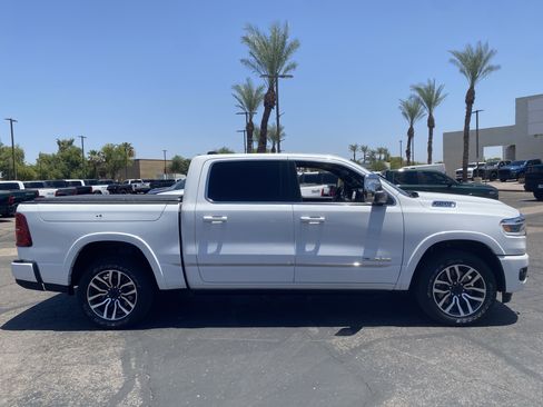 Used 2025 RAM 1500 Limited AWD/4WD image 6