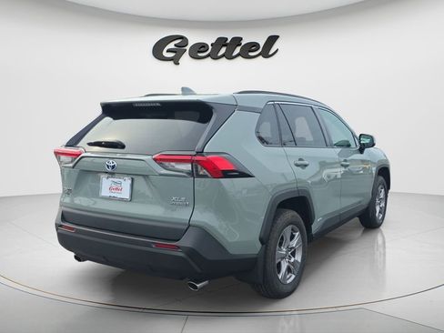 Used 2023 Toyota RAV4 XLE w/ Convenience Package AWD/4WD image 5