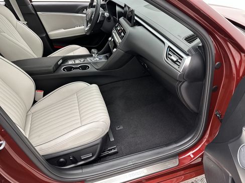 Certified 2026 Genesis G70 3.3T Sport Prestige AWD/4WD image 25