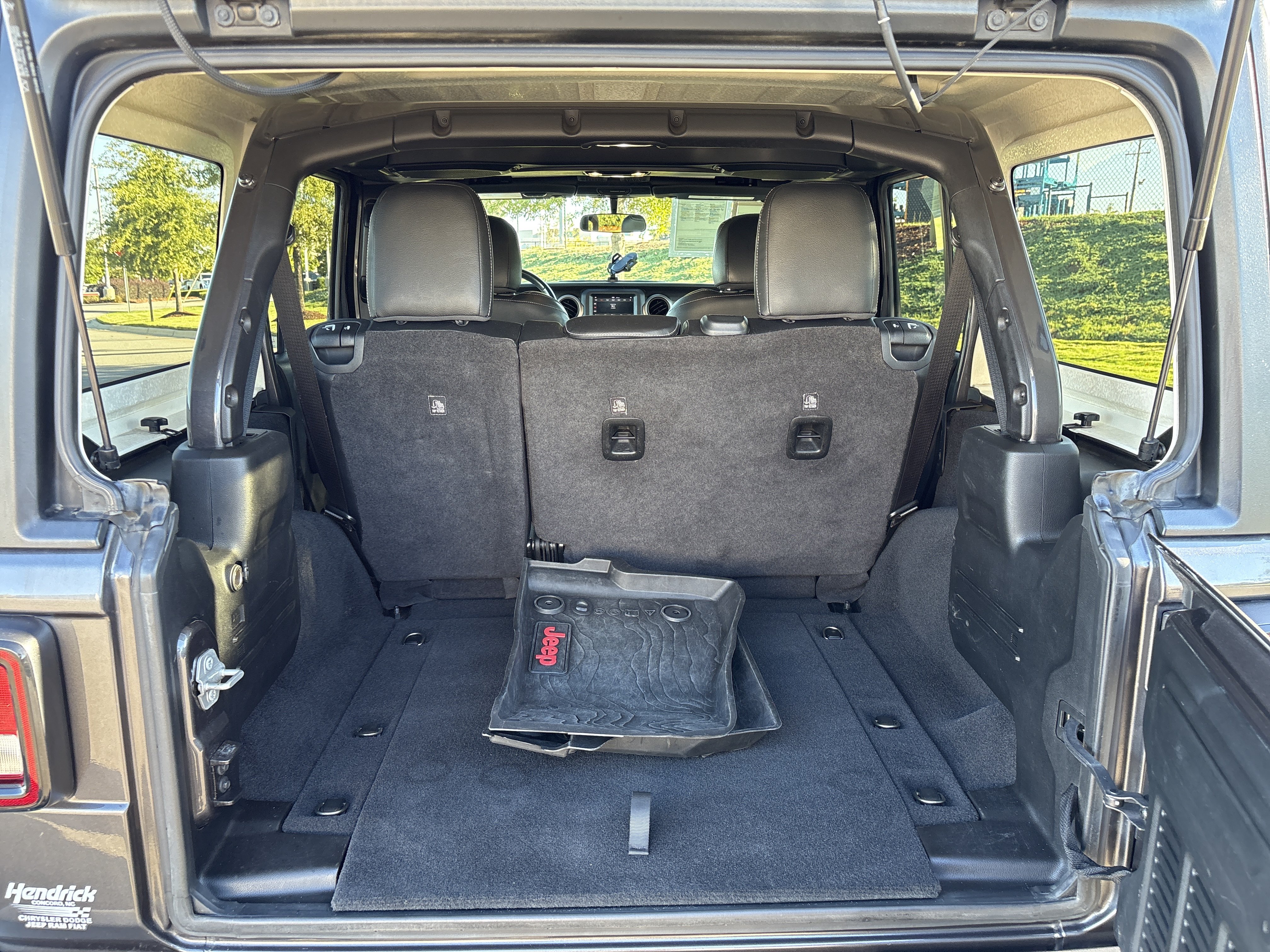 Used 2020 Jeep Wrangler Unlimited Sport S AWD/4WD image 33