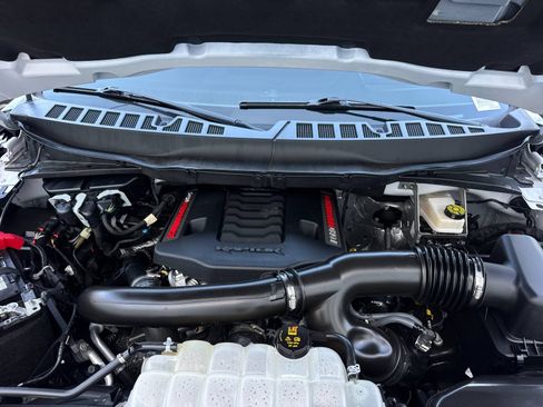 Used 2025 Ford F150 Raptor AWD/4WD image 40