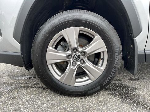 Used 2022 Toyota RAV4 XLE w/ Convenience Package AWD/4WD image 45