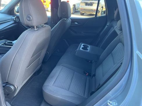 Used 2025 Chevrolet Equinox LT image 10
