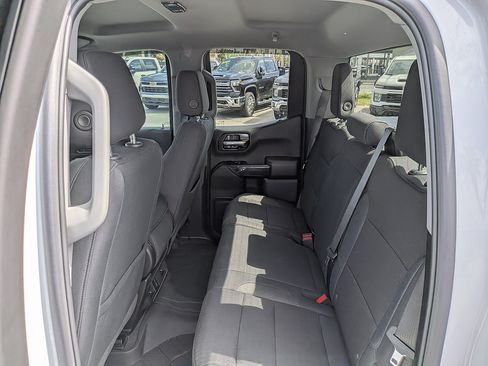 Used 2025 Chevrolet Silverado 1500 Custom w/ Turbomax Blackout Package RWD image 13