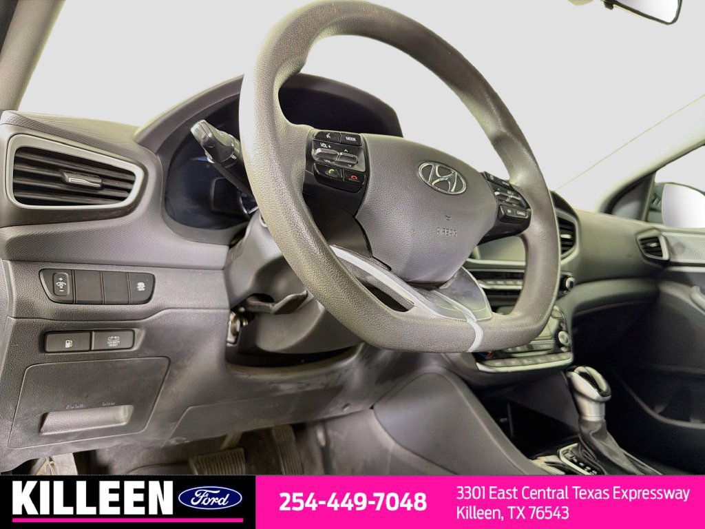 Used 2018 Hyundai Ioniq Blue FWD image 11