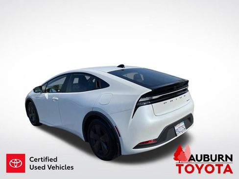 Certified 2026 Toyota Prius Plug-In Hybrid FWD image 6