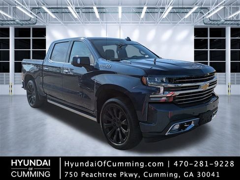 Used 2021 Chevrolet Silverado 1500 High Country w/ Technology Package AWD/4WD image 1