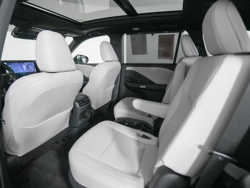 Certified 2026 Lexus TX 350 AWD w/ Technology Package image 13
