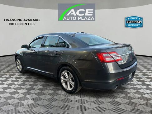 Used 2018 Ford Taurus SE image 7