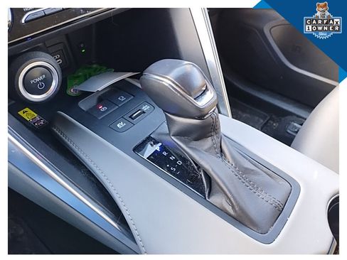 Used 2023 Toyota Venza LE image 21