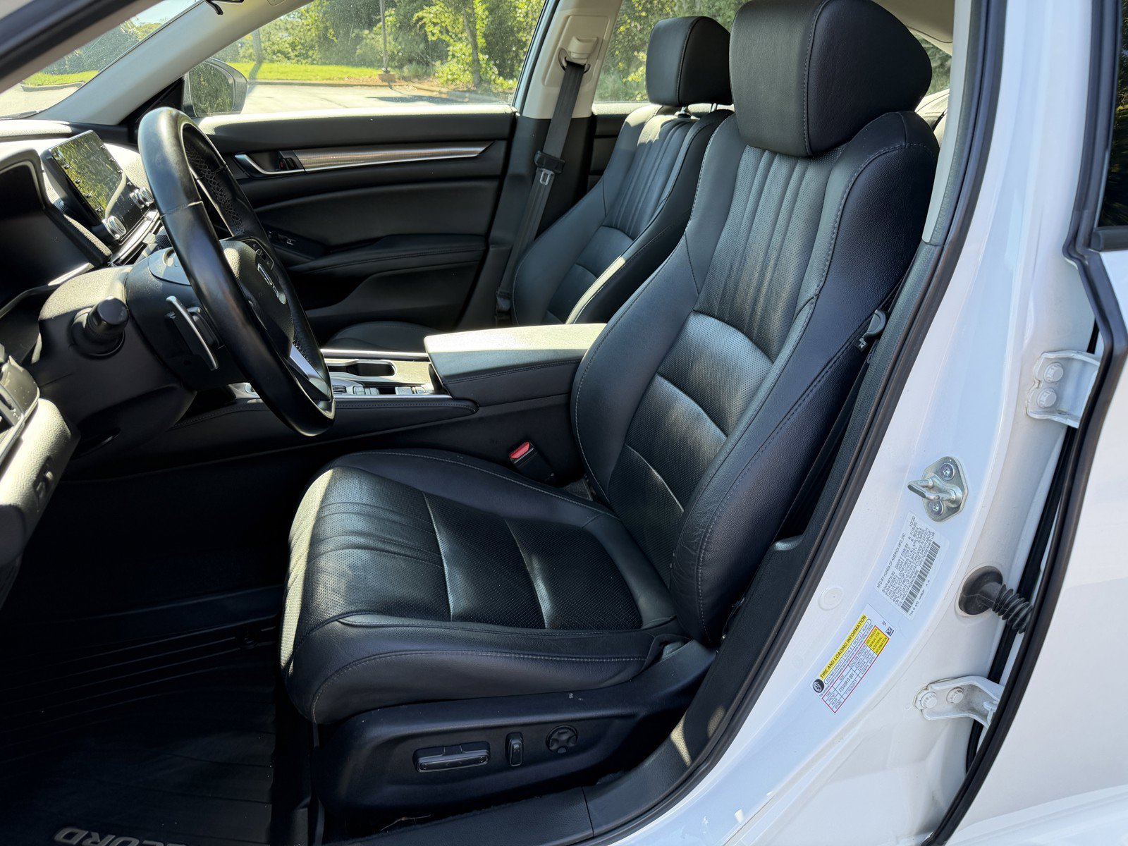 Used 2021 Honda Accord Sport Special Edition image 12