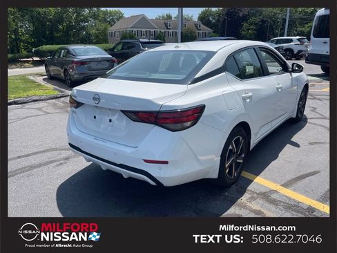 Certified 2025 Nissan Sentra SV w/ All-Weather Package FWD image 5