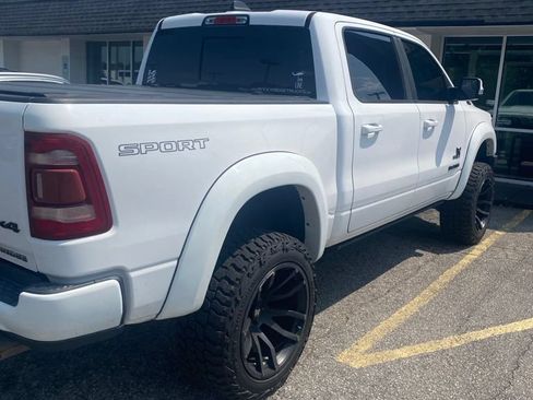 Used 2021 RAM 1500 Big Horn AWD/4WD image 3