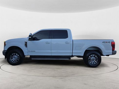 Used 2020 Ford F250 Lariat w/ Lariat Value Package image 2