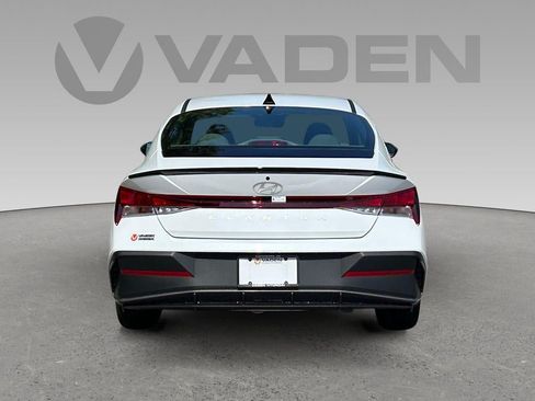 New 2025 Hyundai Elantra SEL FWD image 66