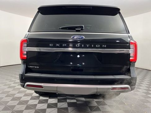 Used 2023 Ford Expedition Limited image 8