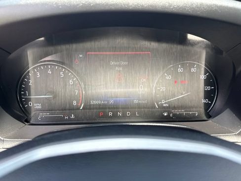Used 2024 Ford Explorer XLT w/ Equipment Group 202A AWD/4WD image 29