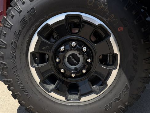New 2026 Ford F250 Lariat w/ Tremor Off-Road Package AWD/4WD image 8