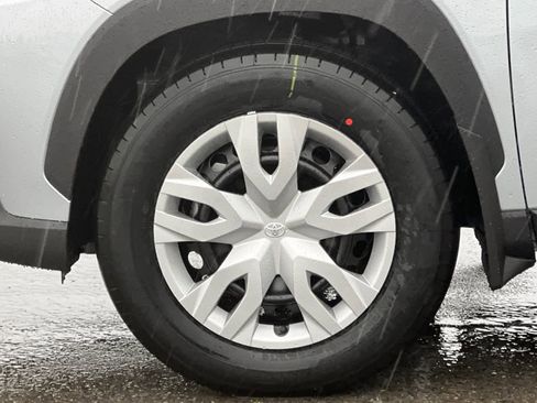 New 2026 Toyota Corolla Cross L image 31