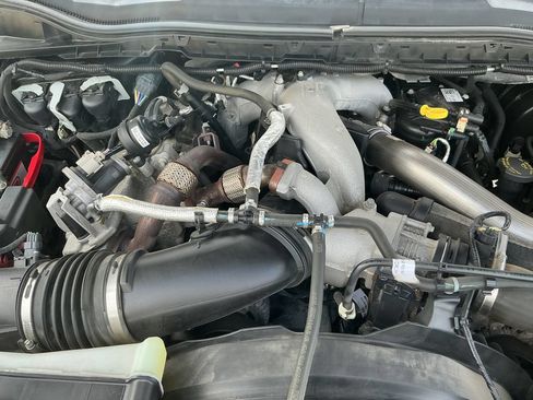 Used 2022 Ford F350 King Ranch w/ Tremor Off-Road Package AWD/4WD image 13
