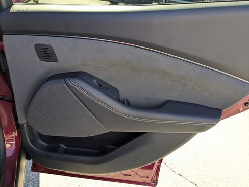 Certified 2025 Ford Mustang Mach-E GT image 37