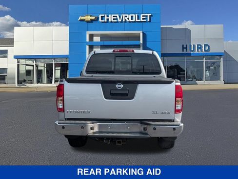 Used 2014 Nissan Frontier SL w/ SL Moonroof Package AWD/4WD image 5